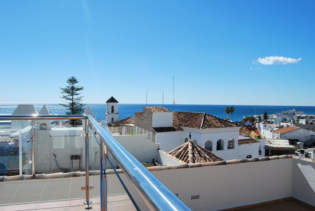Apartamentos Plaza Нерха Экстерьер фото