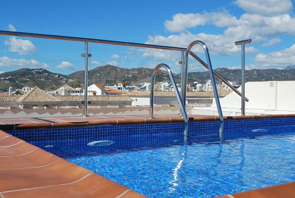 Apartamentos Plaza Нерха Экстерьер фото