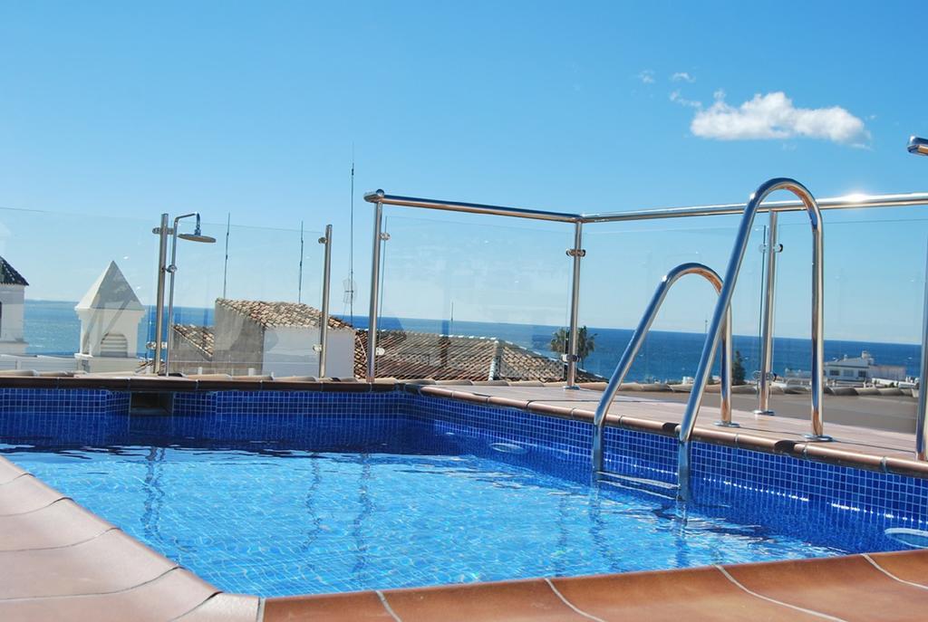 Apartamentos Plaza Нерха Экстерьер фото